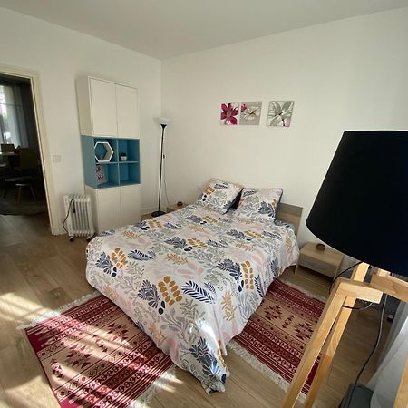 Superbe Appartement Aux Portes De Paris Avec Terrasse Le Kremlin-Bicêtre Exteriör bild